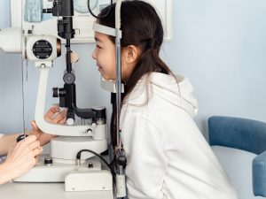 regular-eye-checkup-for-healthy-eyes